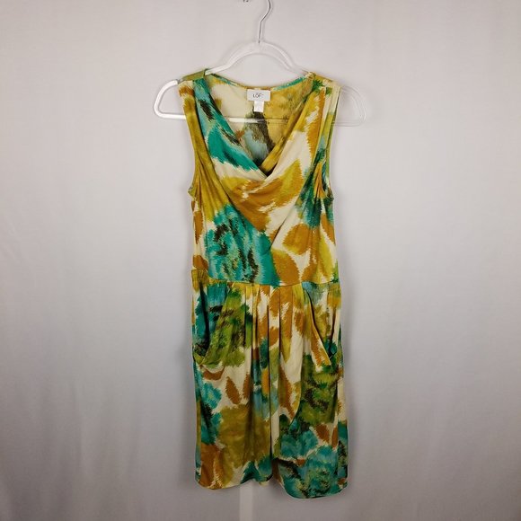 LOFT Dresses & Skirts - Ann Taylor Loft dress drape front fit/flare SMALL